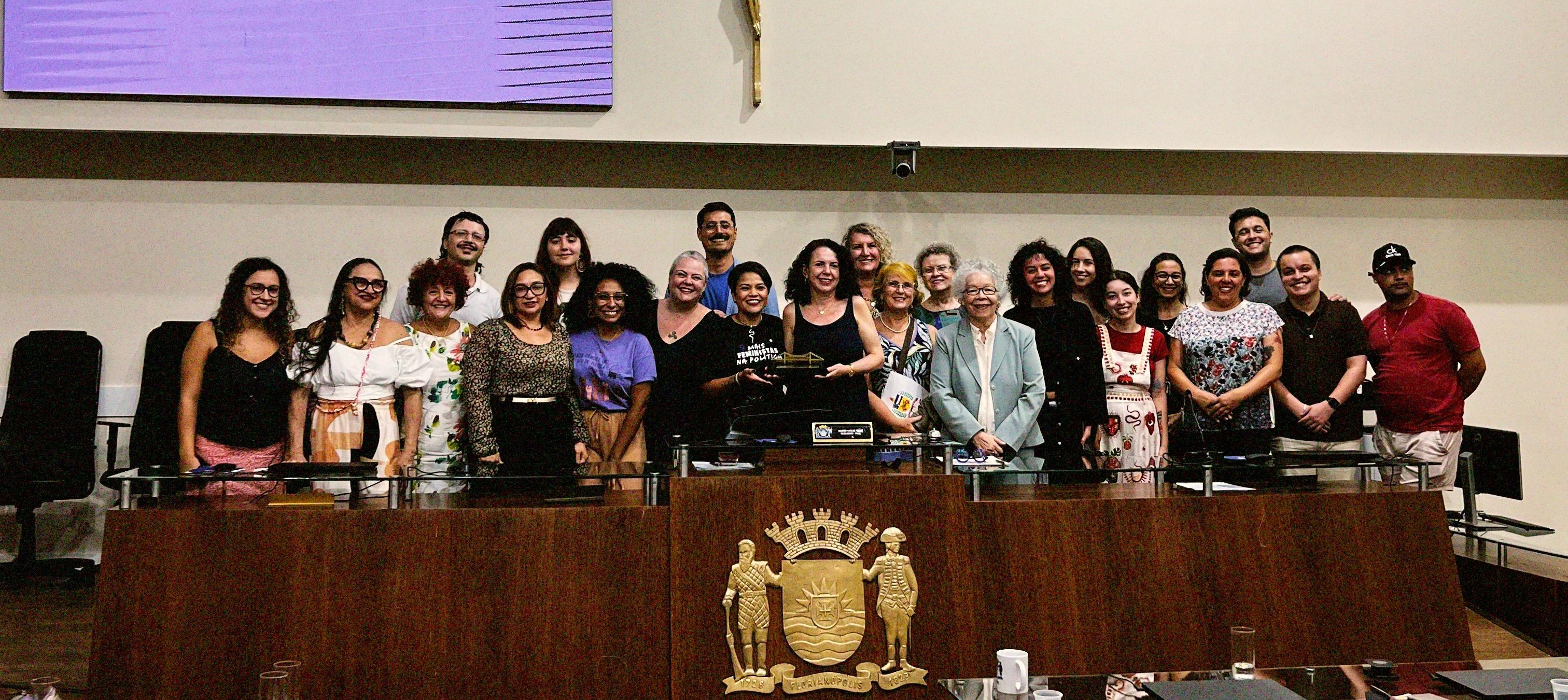 Fala de agradecimento à recepção do Prêmio 20 anos do Instituto de Estudos de Gênero (IEG)